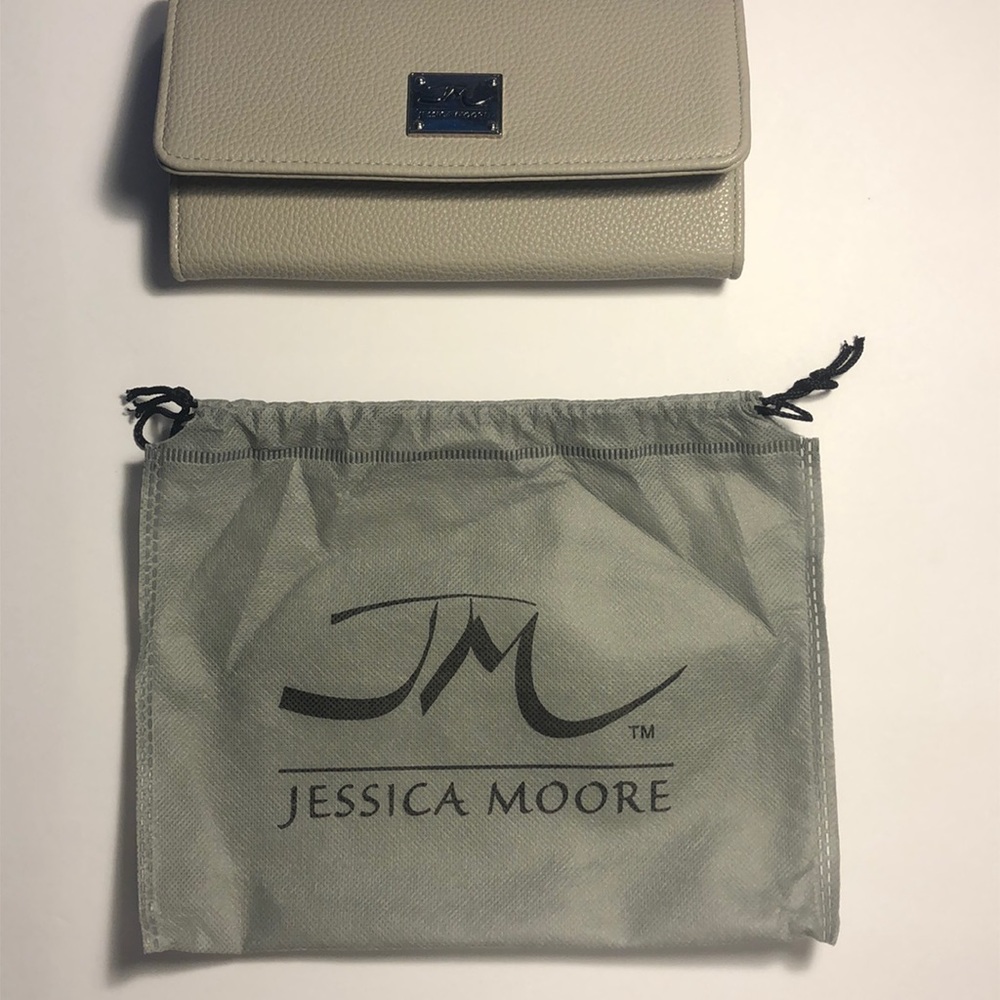 Wallet - Picture 1 of 9